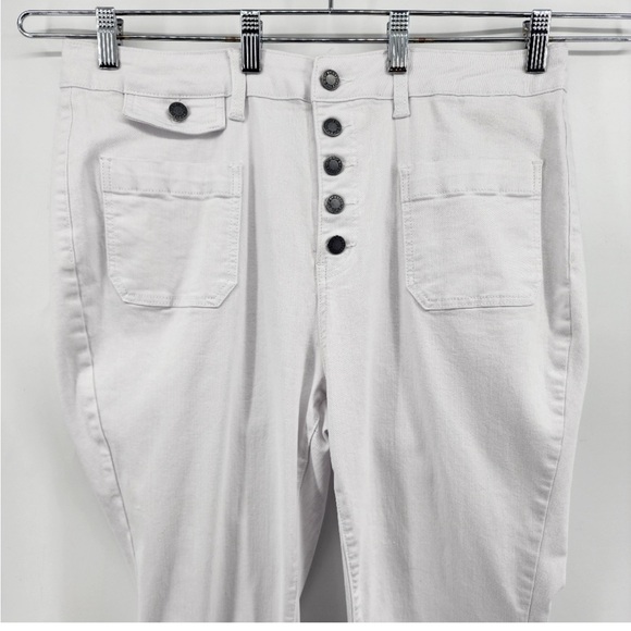 Judy‎ Blue White Patch Pocket High Rise Flare Fit Button Fly Jeans .Size 18W - Picture 4 of 9